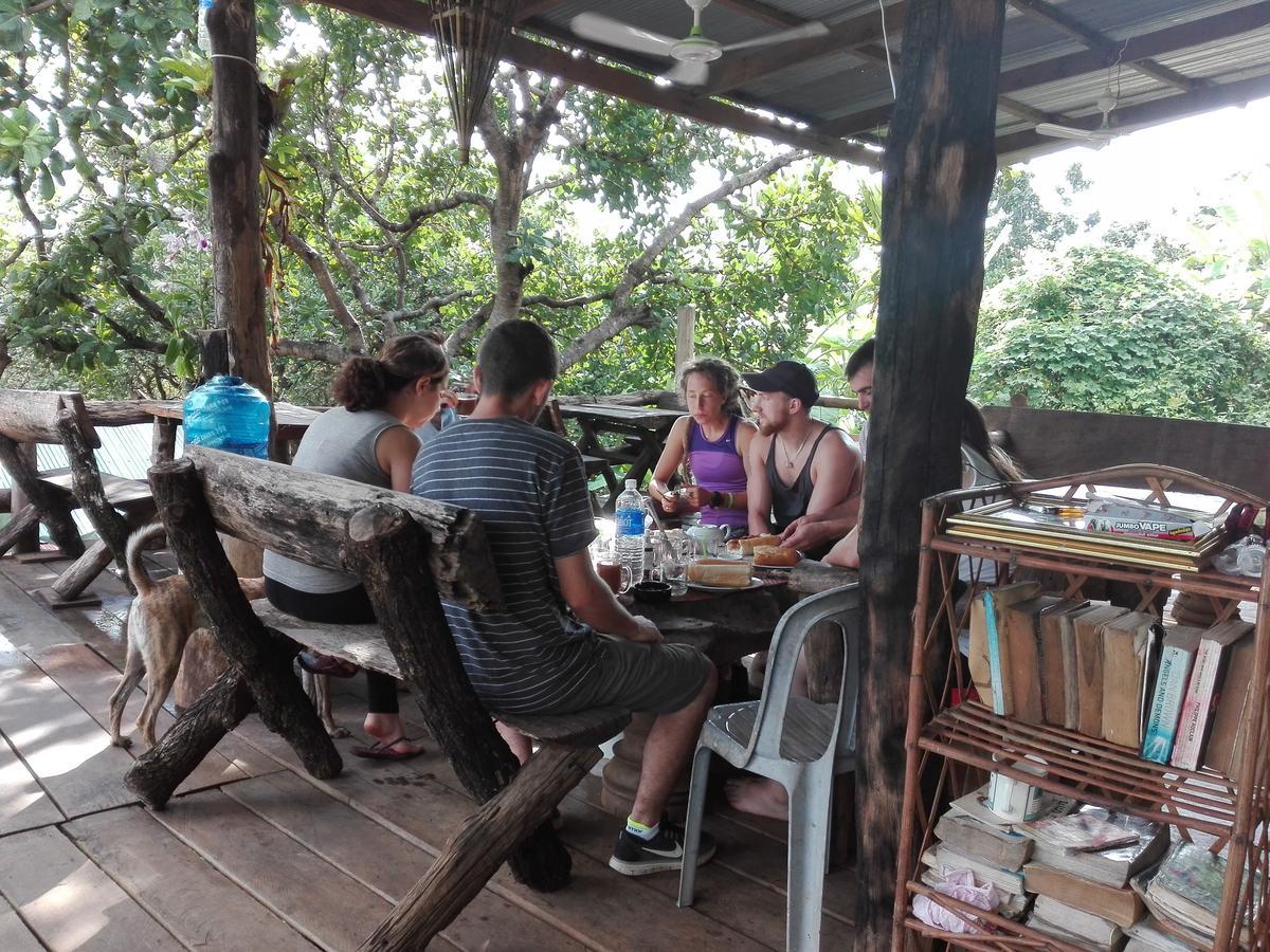 Tree Lodge Banlung Extérieur photo
